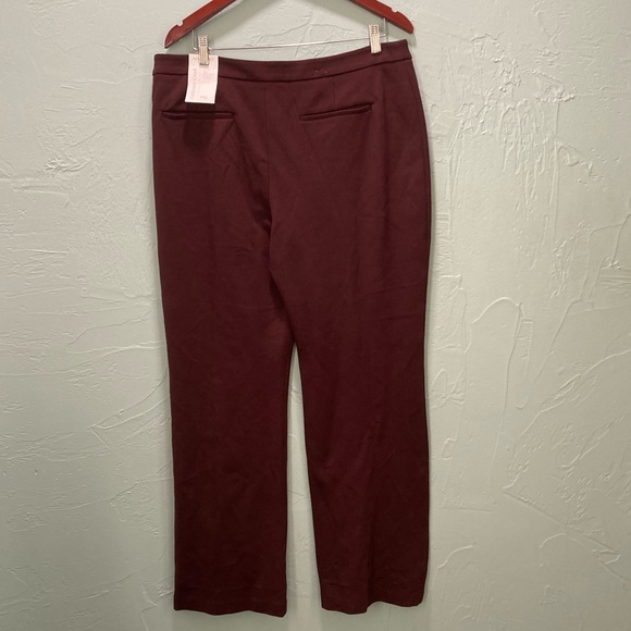 NWOT  ColdWater Creek Natural Fit
P16
Maroon pants - Picture 7 of 7